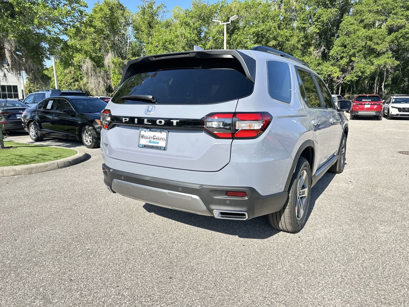 Thumbnail: 2026 Honda Pilot - 6