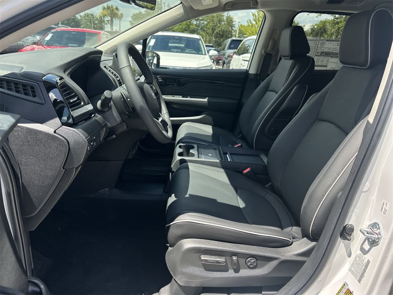 Thumbnail: 2026 Honda Odyssey - 13