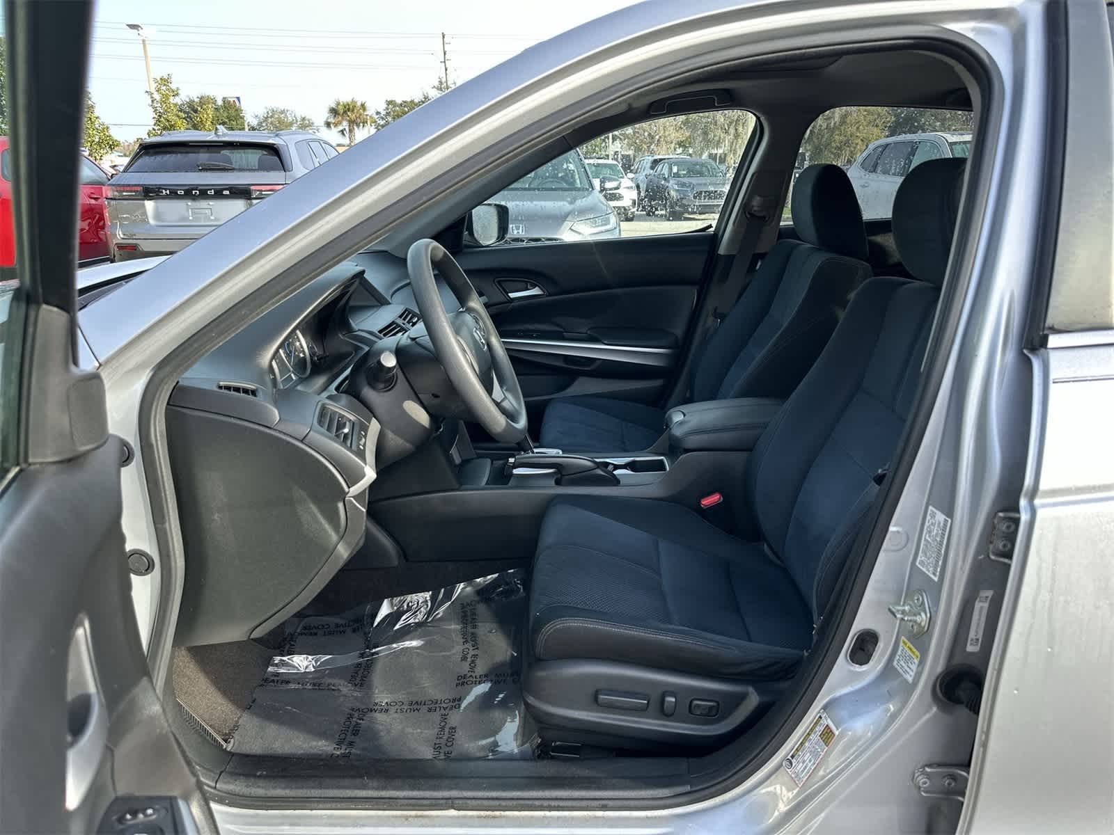 Thumbnail: 2013 Honda Crosstour - 2