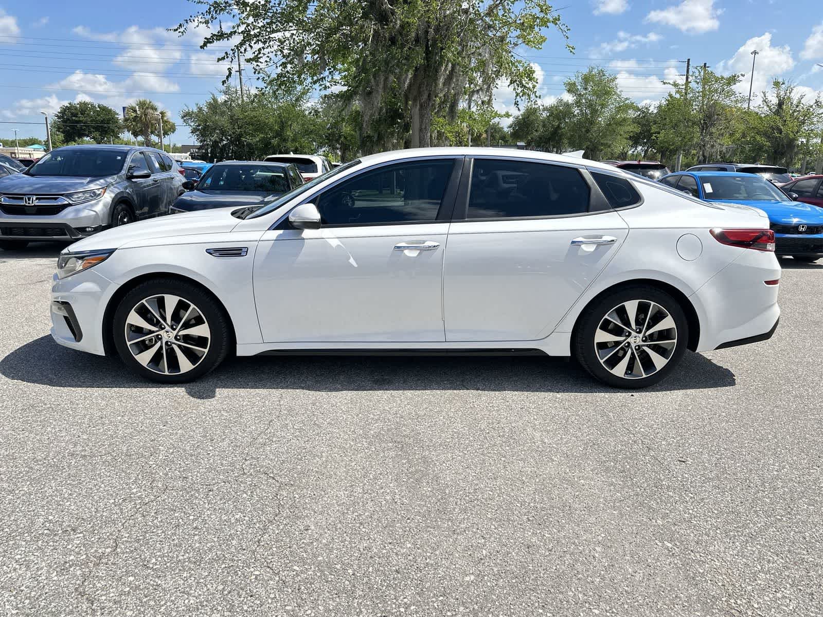 Thumbnail: 2019 Kia Optima - 3