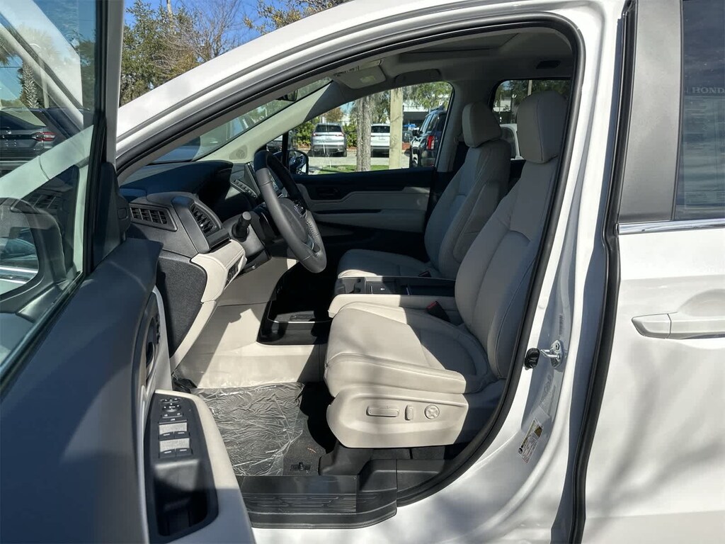 New 2026 Honda Odyssey EX-L Van Passenger