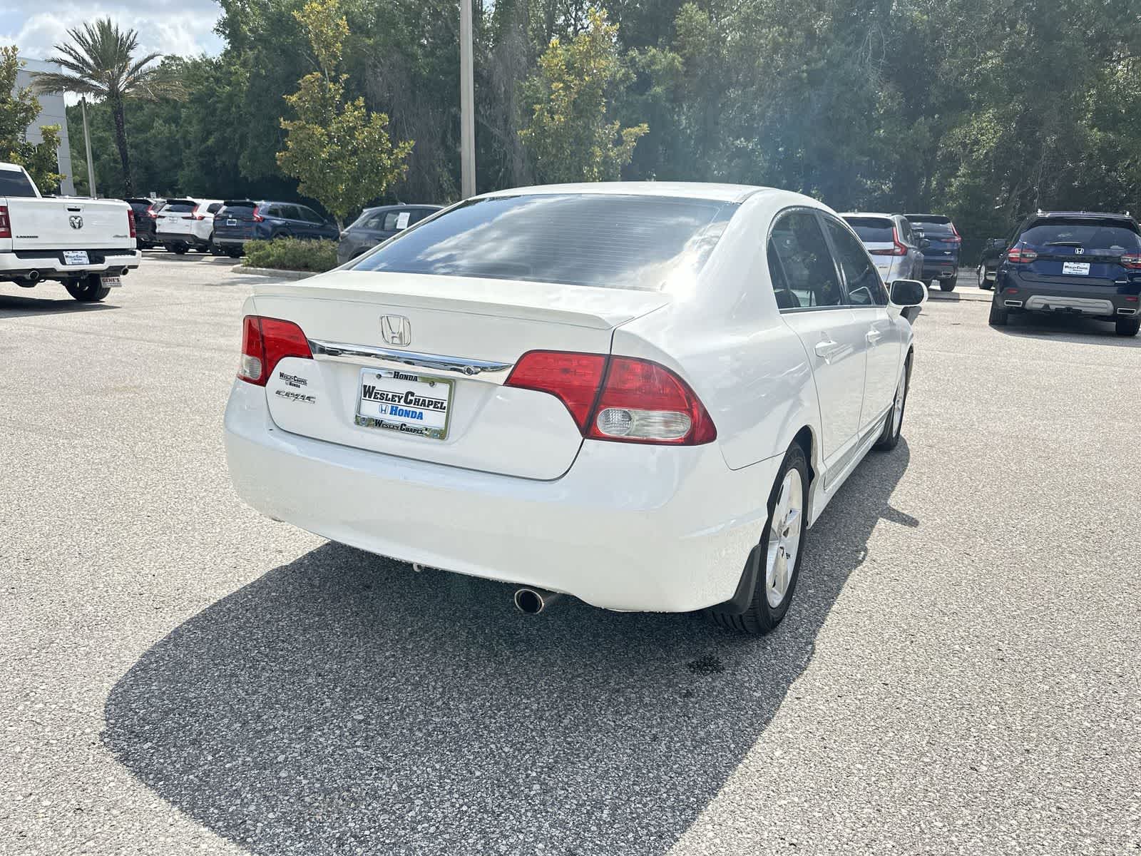 Thumbnail: 2011 Honda Civic - 6