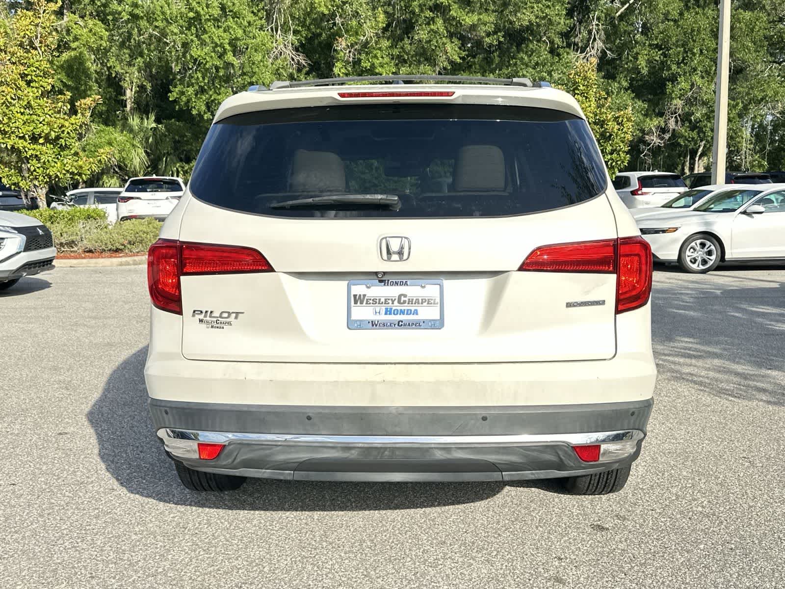 Thumbnail: 2017 Honda Pilot - 5