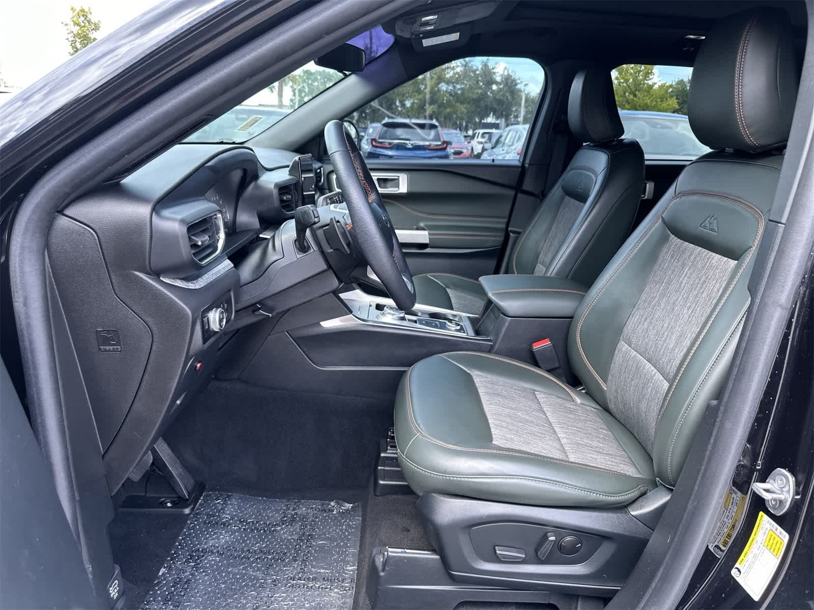 Thumbnail: 2023 Ford Explorer - 13