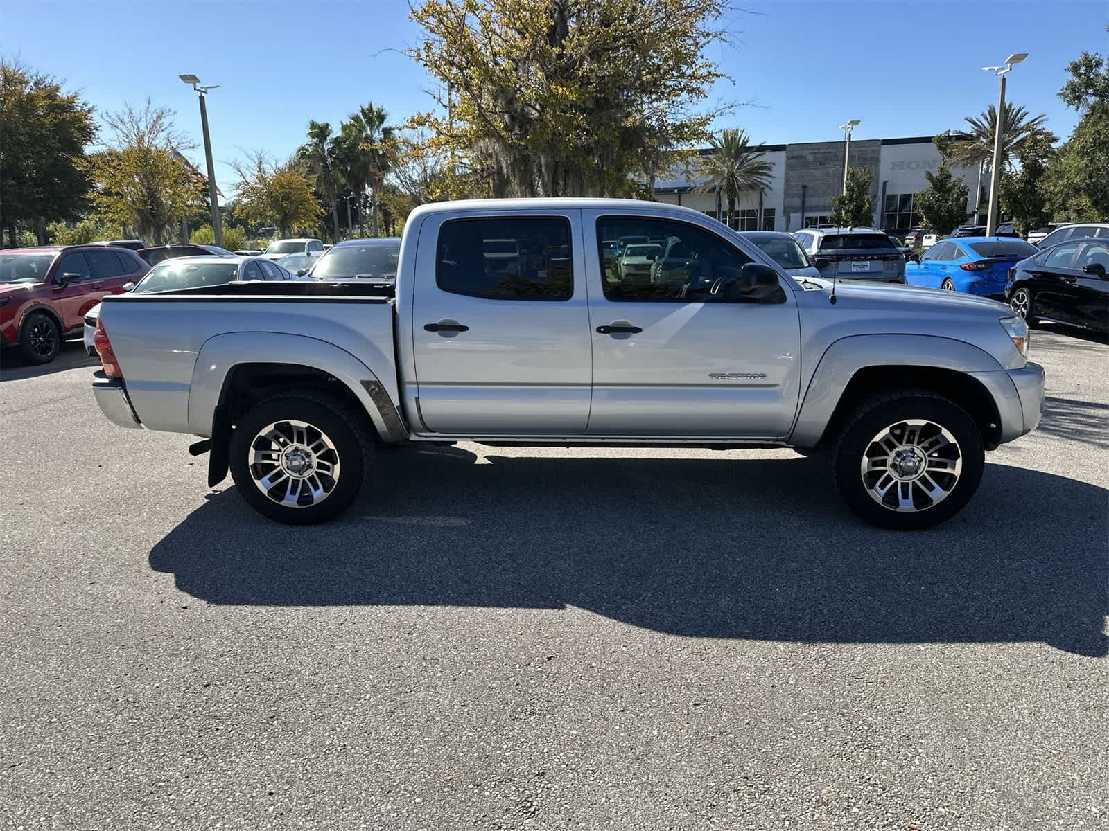 Thumbnail: 2007 Toyota Tacoma - 7