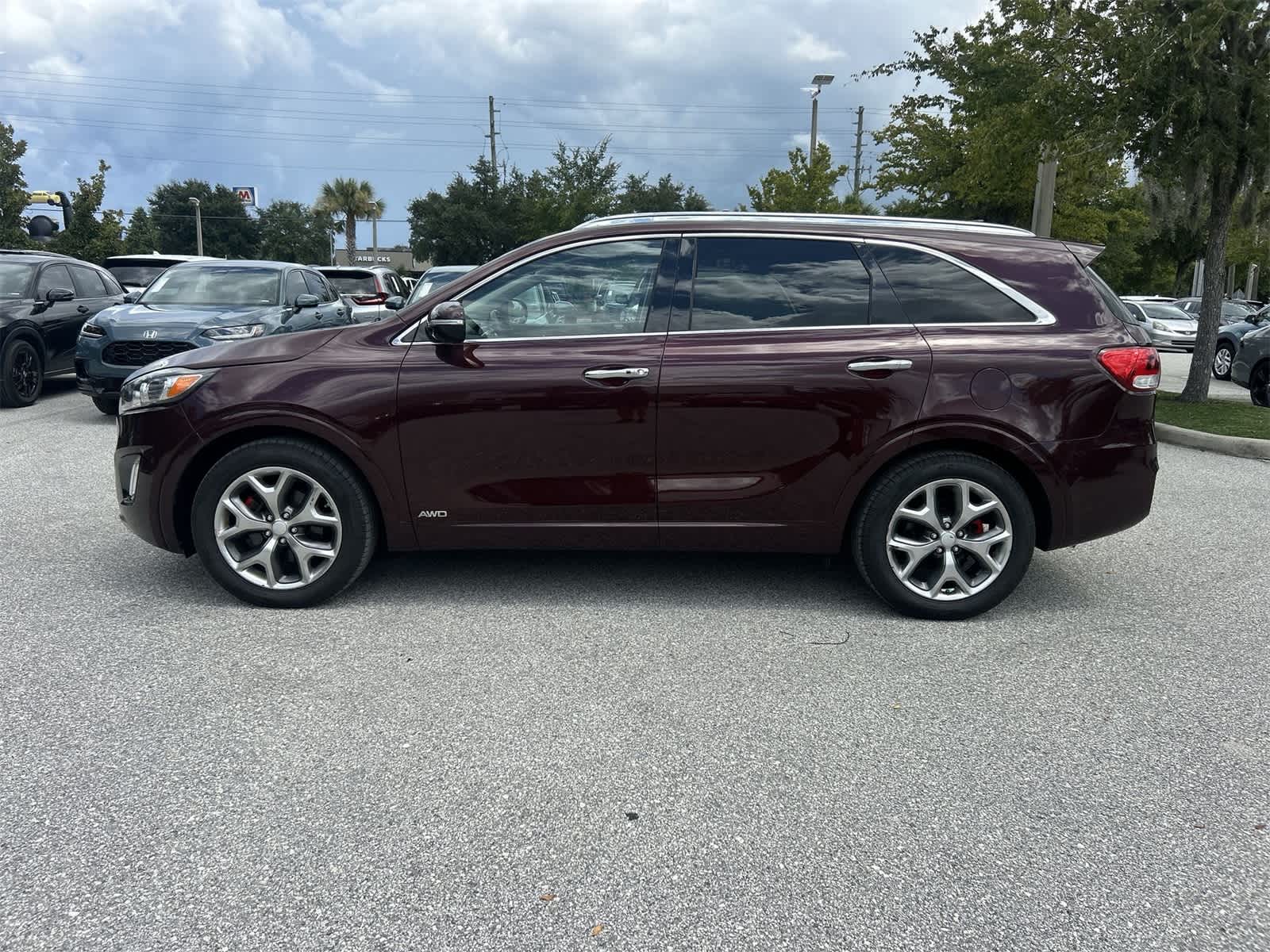 Thumbnail: 2017 Kia Sorento - 3