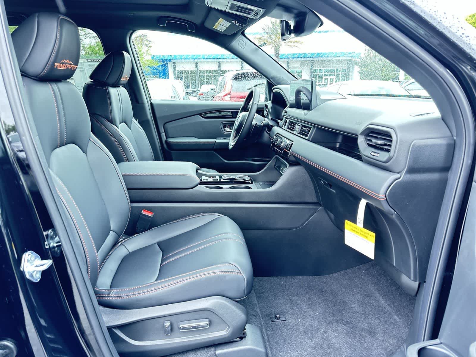 Thumbnail: 2026 Honda Pilot - 17