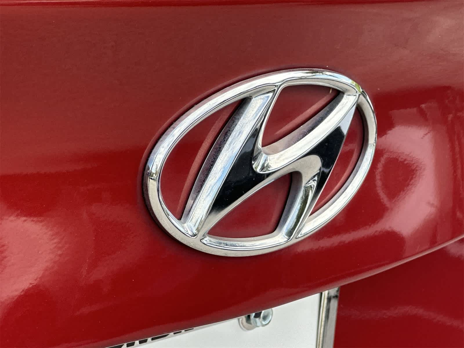 Thumbnail: 2013 Hyundai Elantra - 10