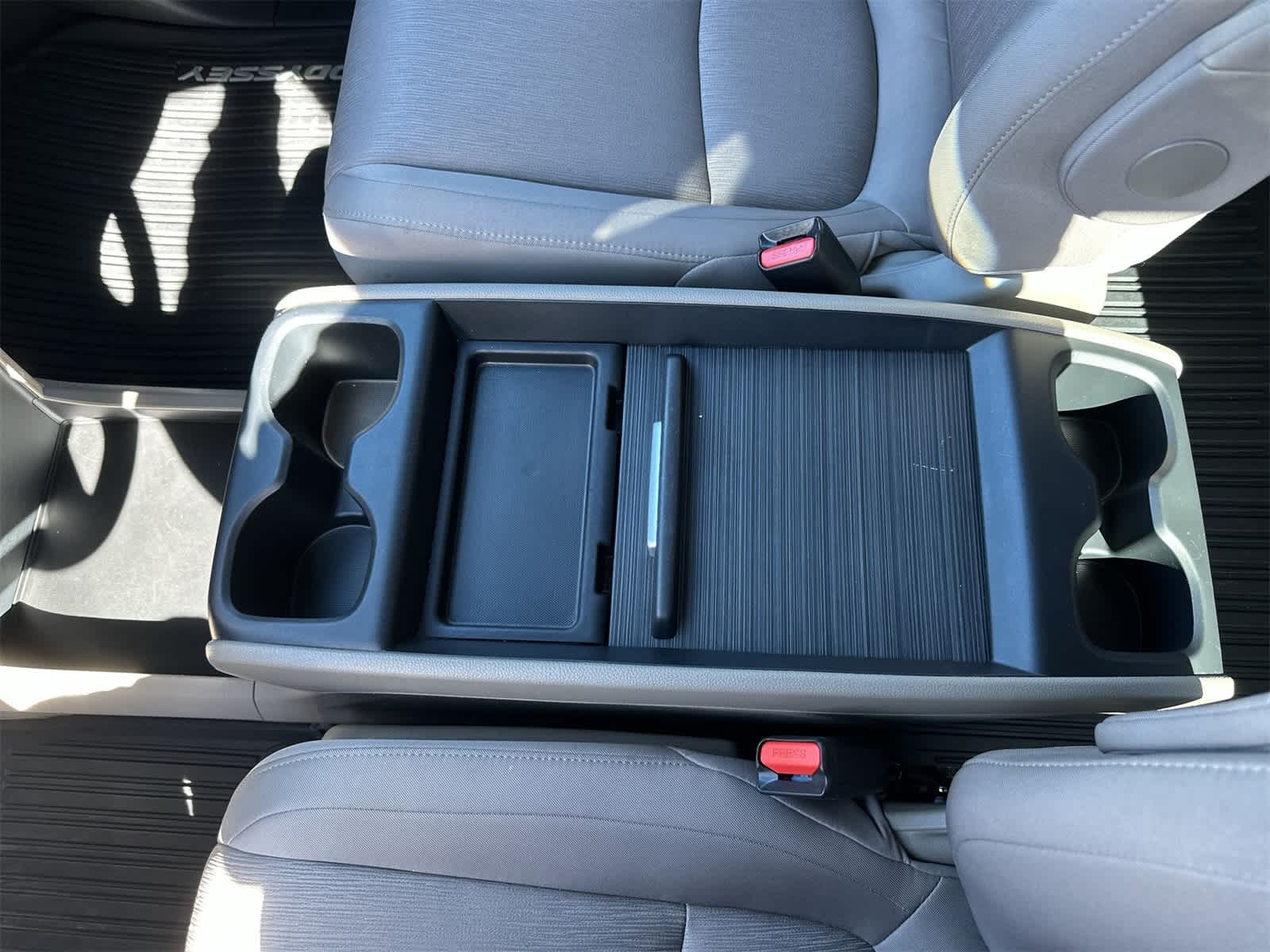 Thumbnail: 2023 Honda Odyssey - 29