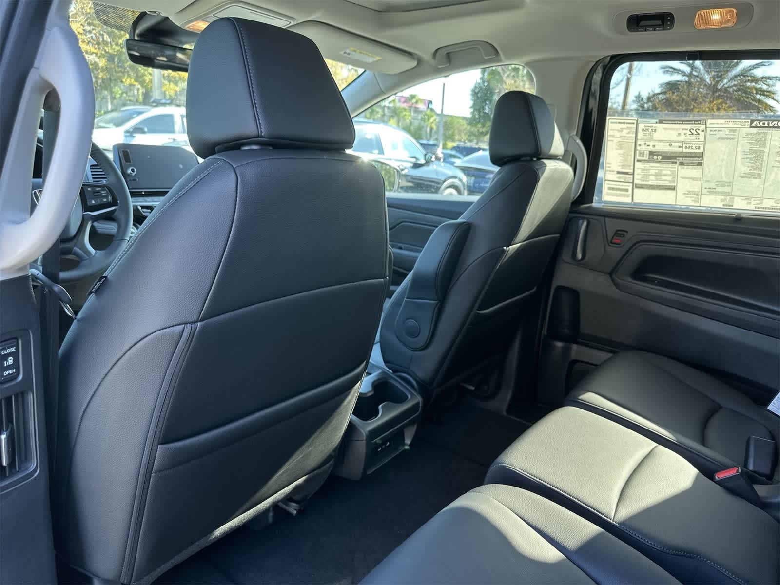 Thumbnail: 2026 Honda Odyssey - 14