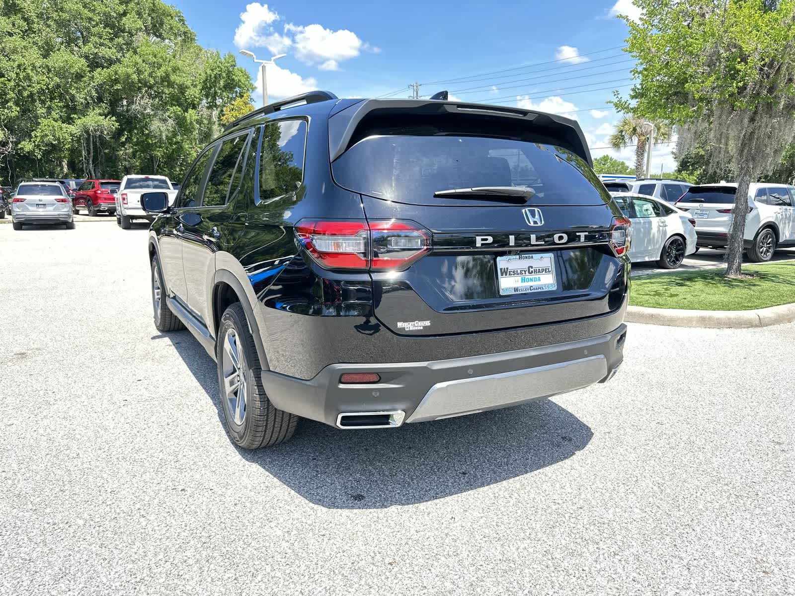 Thumbnail: 2026 Honda Pilot - 4