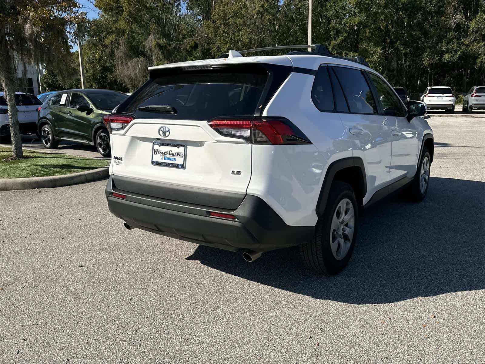 Thumbnail: 2020 Toyota RAV4 - 6
