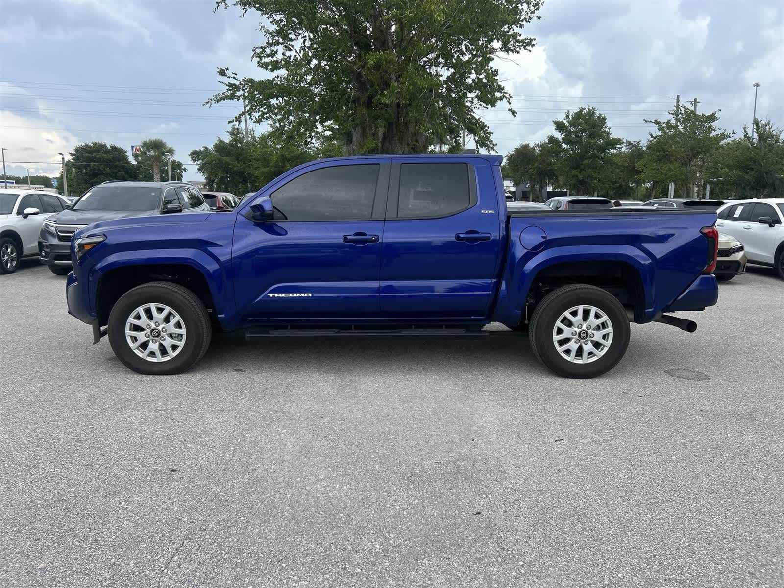 2024 Toyota Tacoma SR5 3