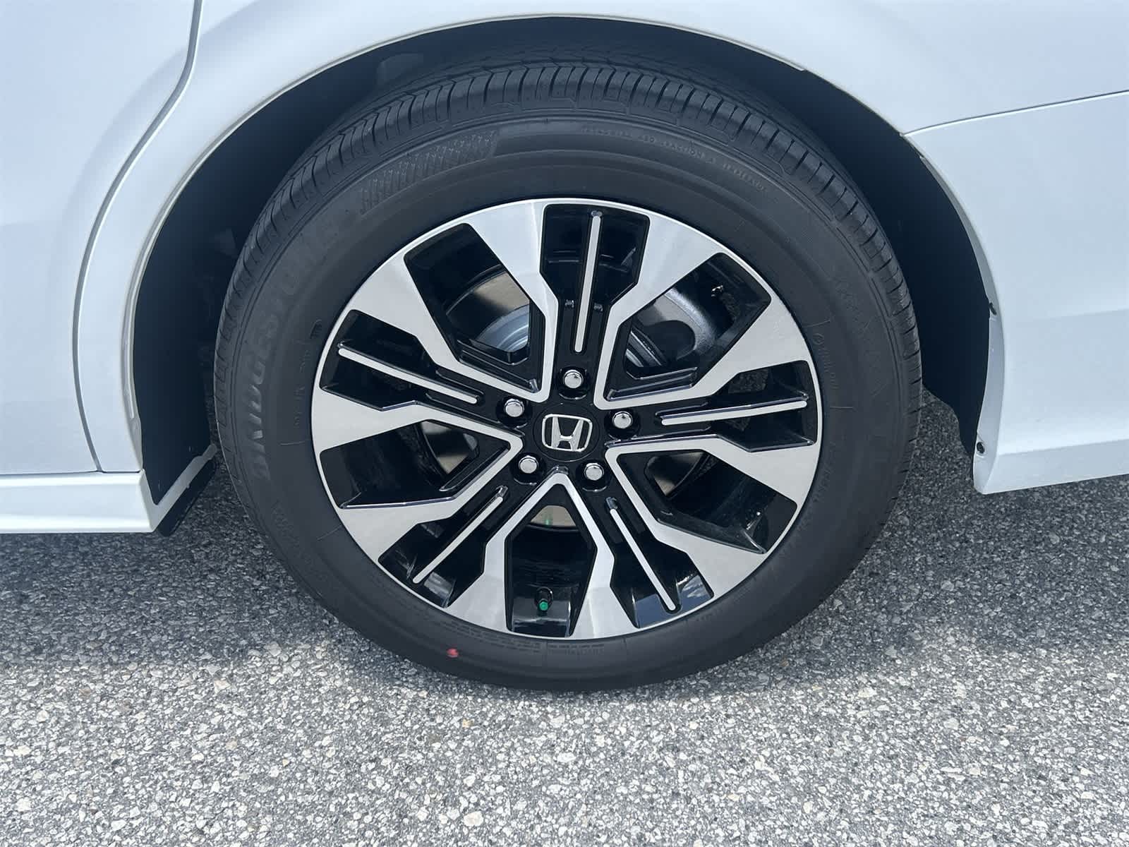 Thumbnail: 2026 Honda Odyssey - 12