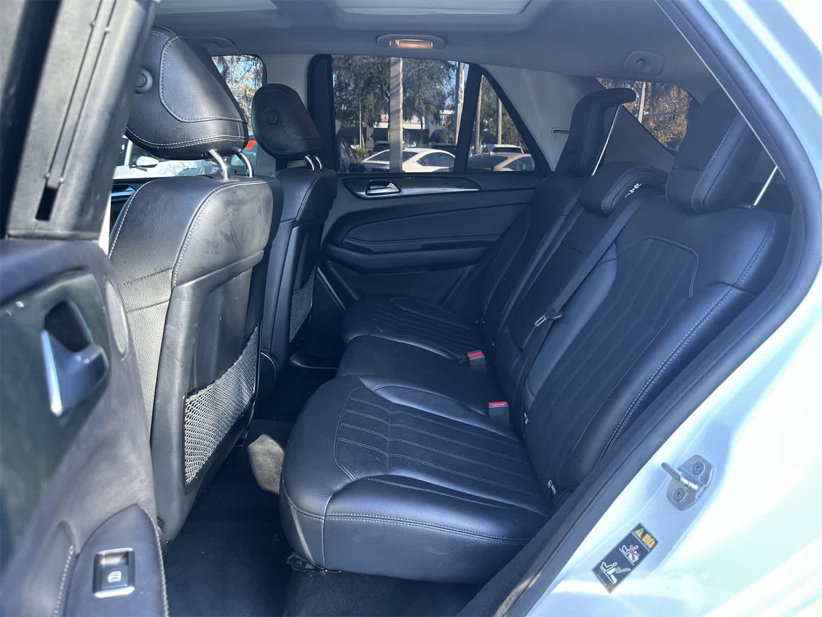 Thumbnail: 2016 Mercedes-Benz GLE - 15