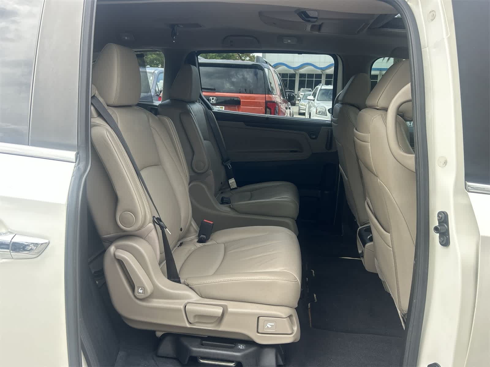 Thumbnail: 2019 Honda Odyssey - 19