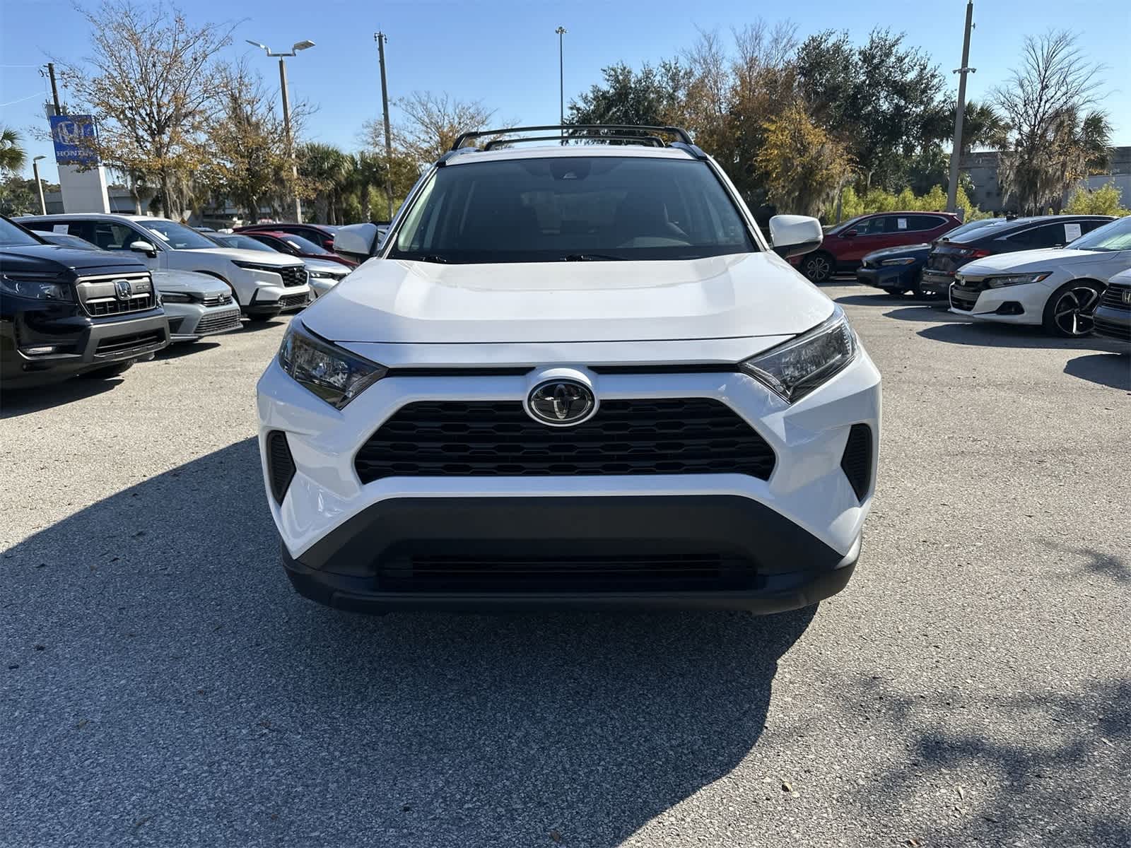 Thumbnail: 2020 Toyota RAV4 - 9