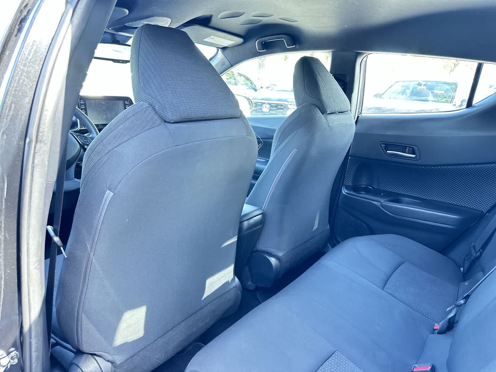 Thumbnail: 2019 Toyota C-HR - 14