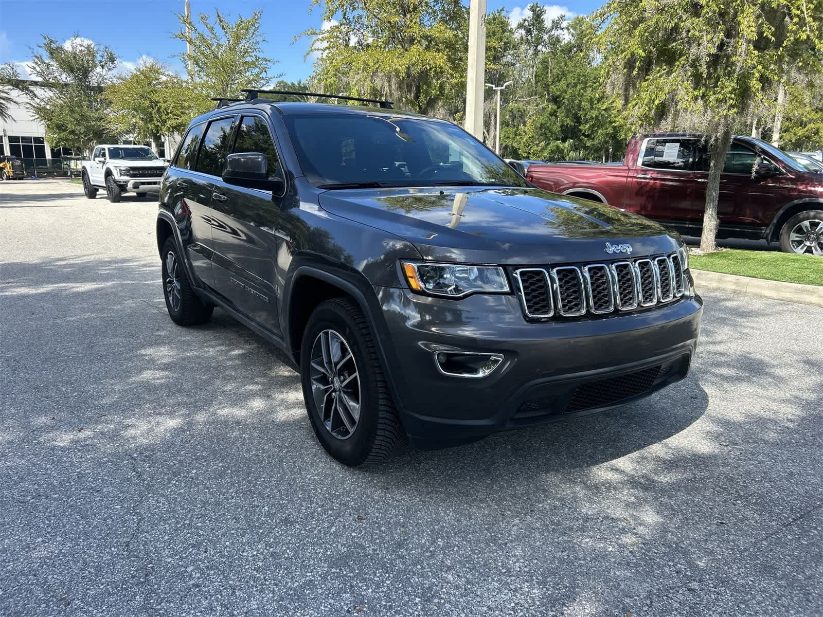 Thumbnail: 2018 Jeep Grand Cherokee - 8