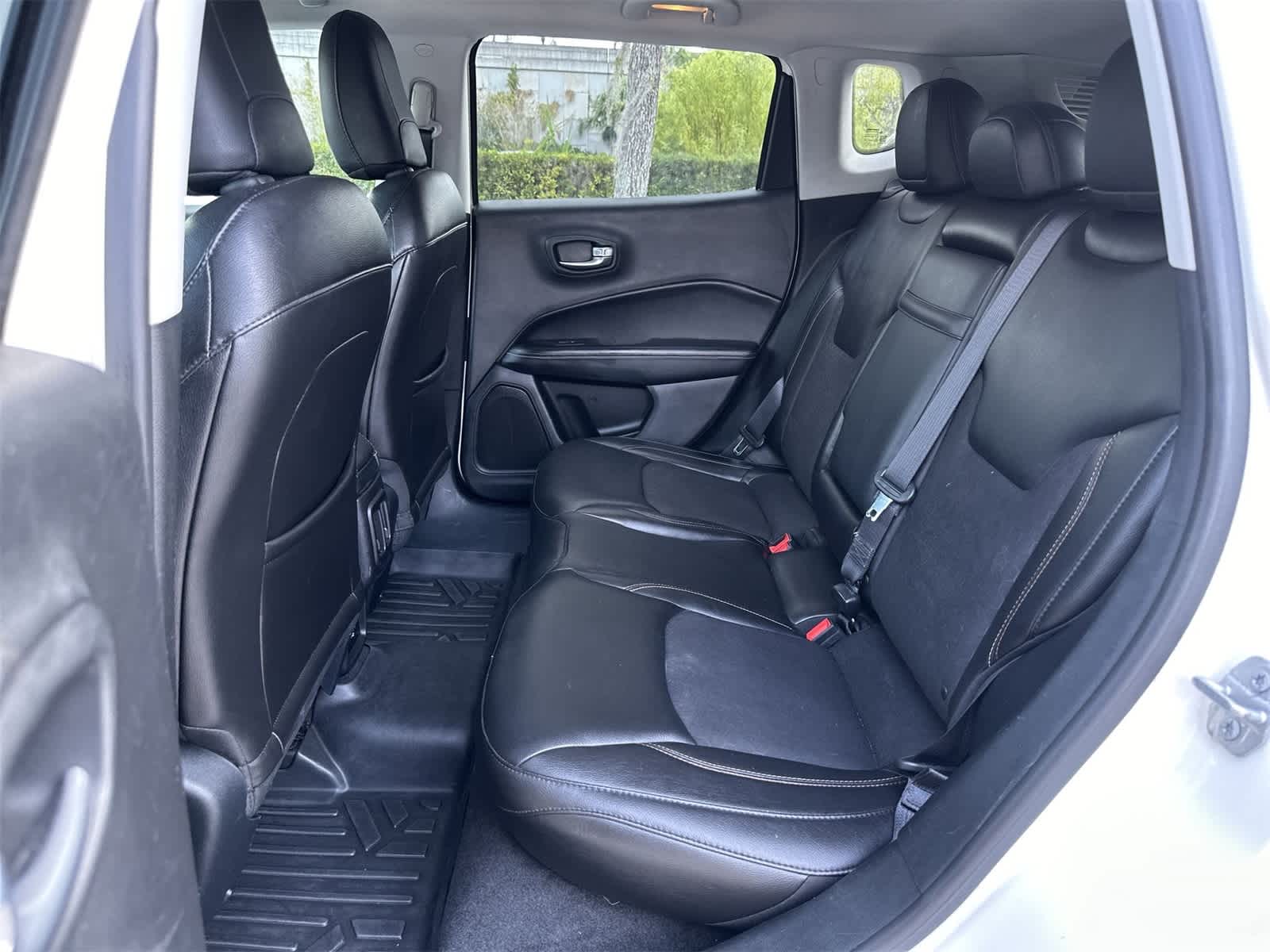 Thumbnail: 2018 Jeep Compass - 15