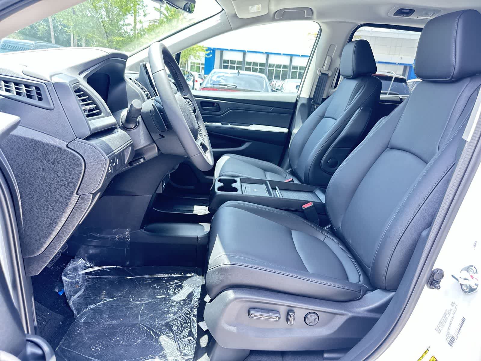 Thumbnail: 2026 Honda Odyssey - 13