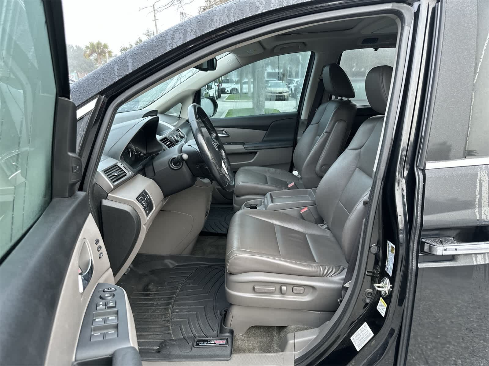 Thumbnail: 2015 Honda Odyssey - 2