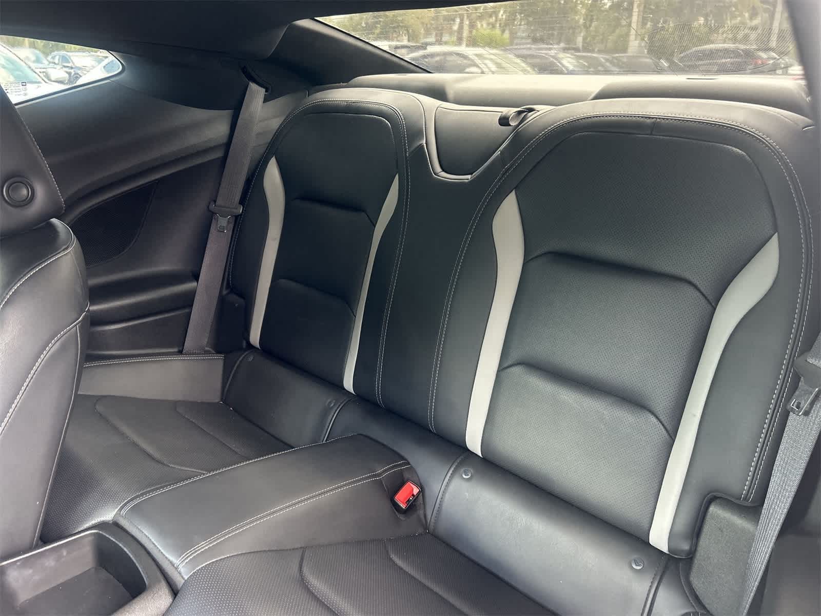 Thumbnail: 2019 Chevrolet Camaro - 14