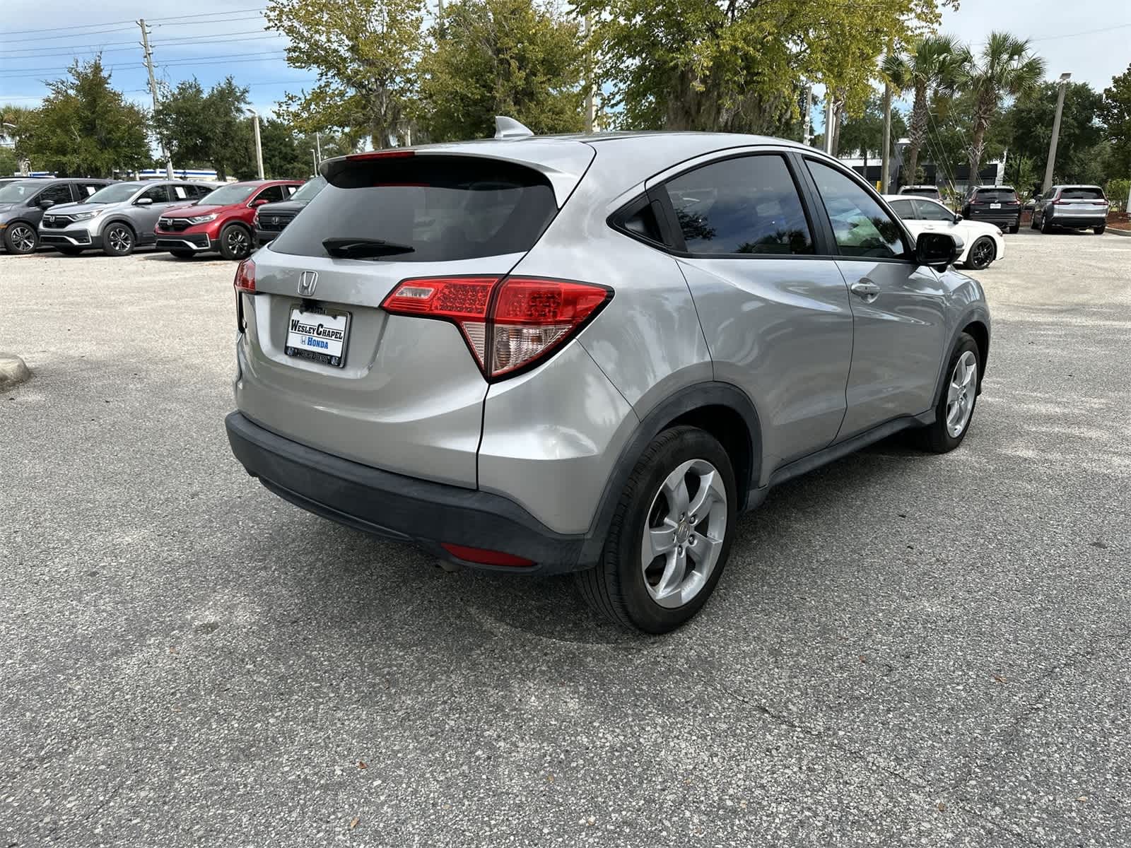 Thumbnail: 2016 Honda HR-V - 6