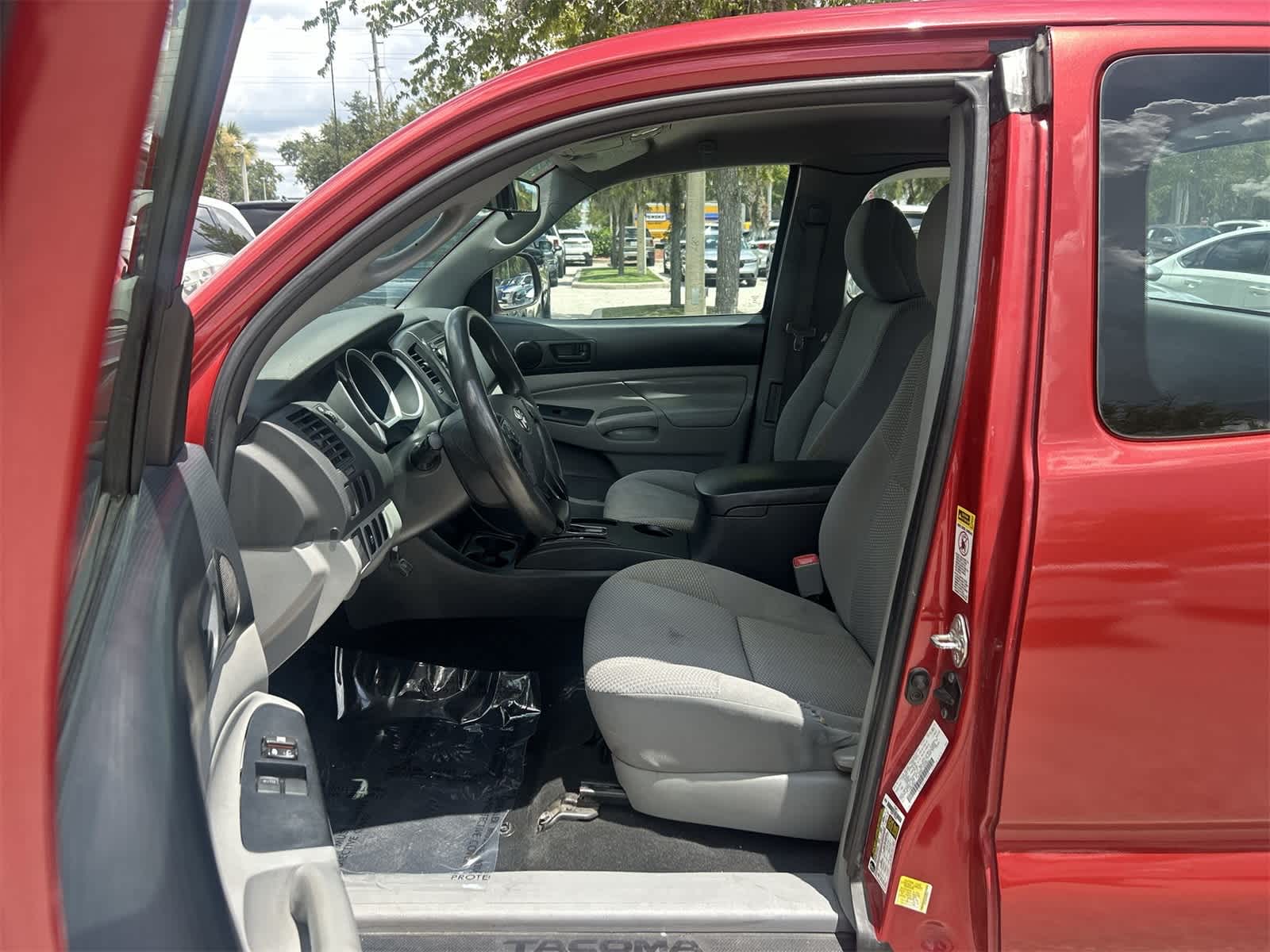 Thumbnail: 2015 Toyota Tacoma - 2