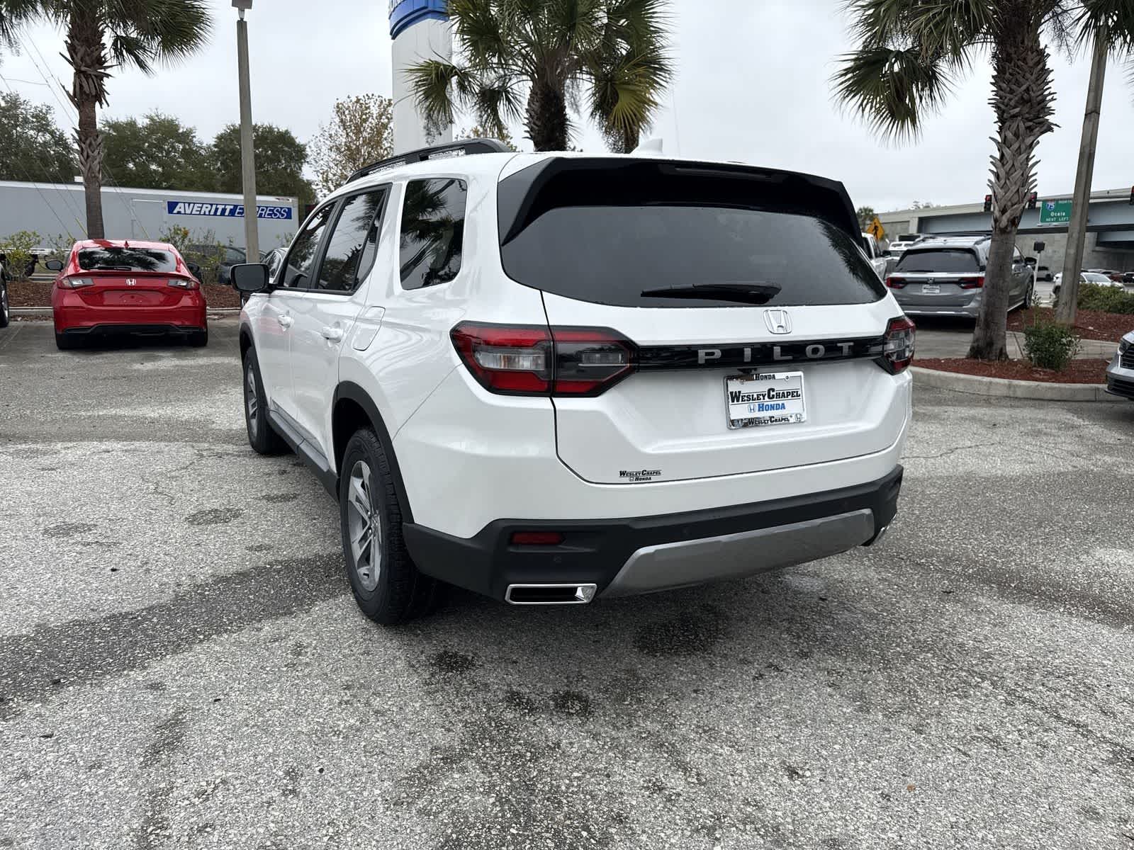 Thumbnail: 2026 Honda Pilot - 4