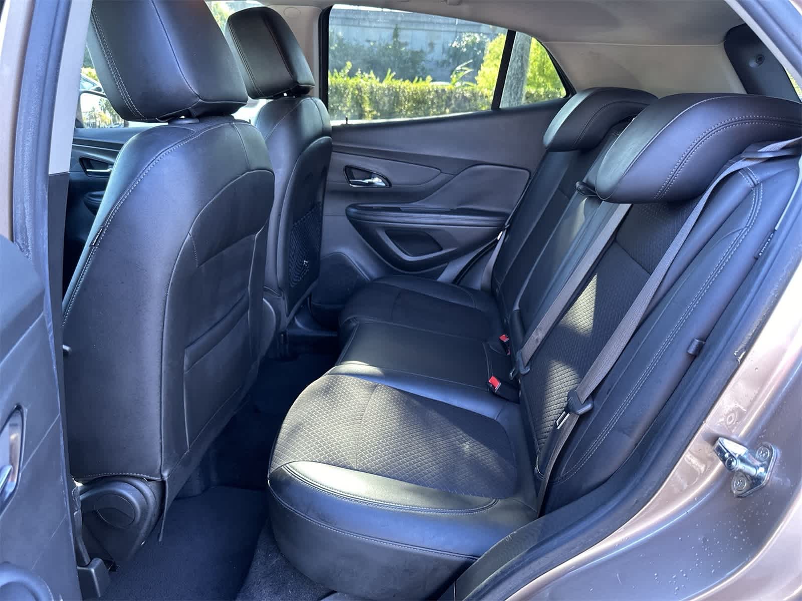 Thumbnail: 2018 Buick Encore - 15