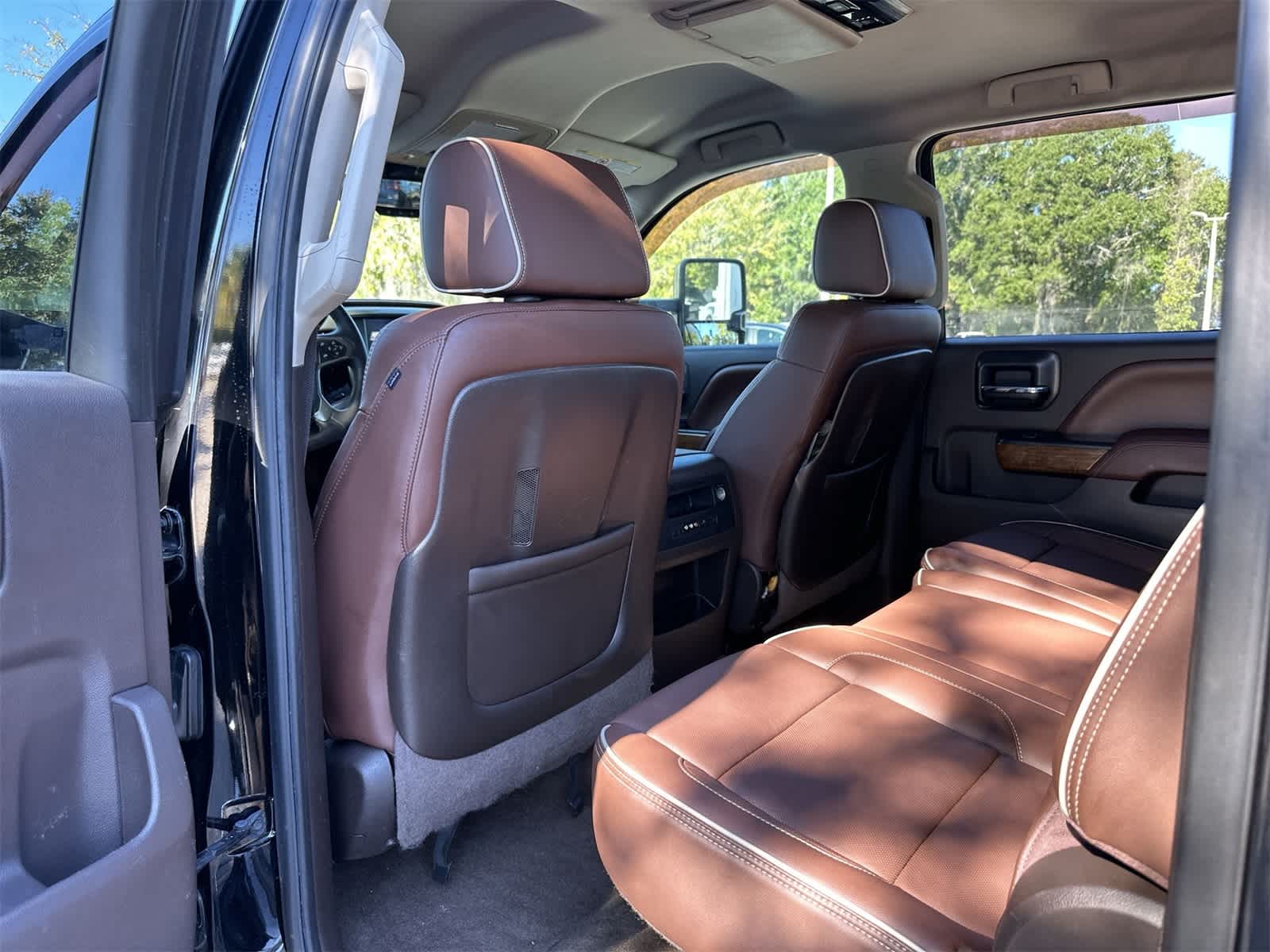 Thumbnail: 2015 Chevrolet Silverado 2500 - 14