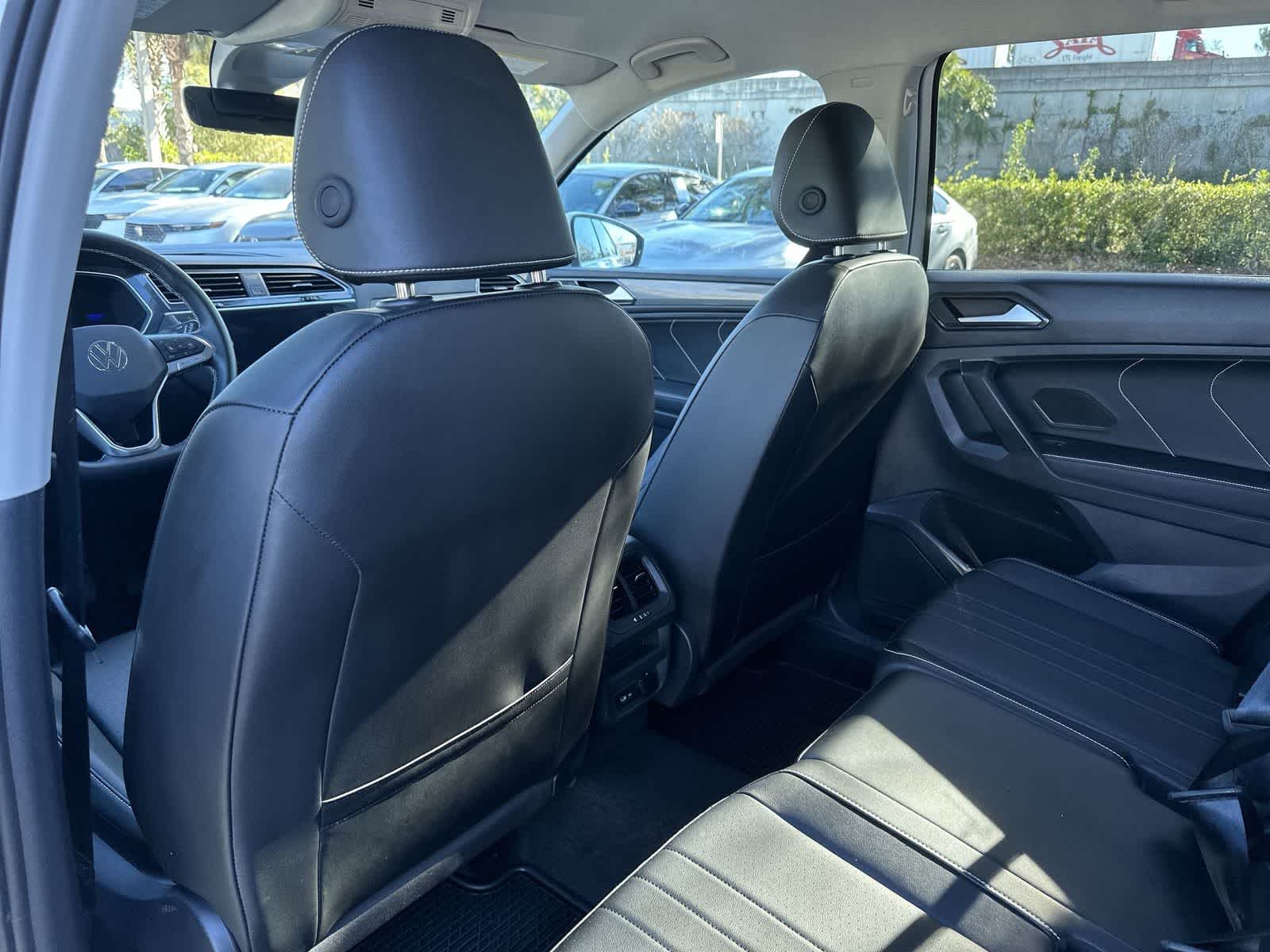 Thumbnail: 2024 Volkswagen Tiguan - 14