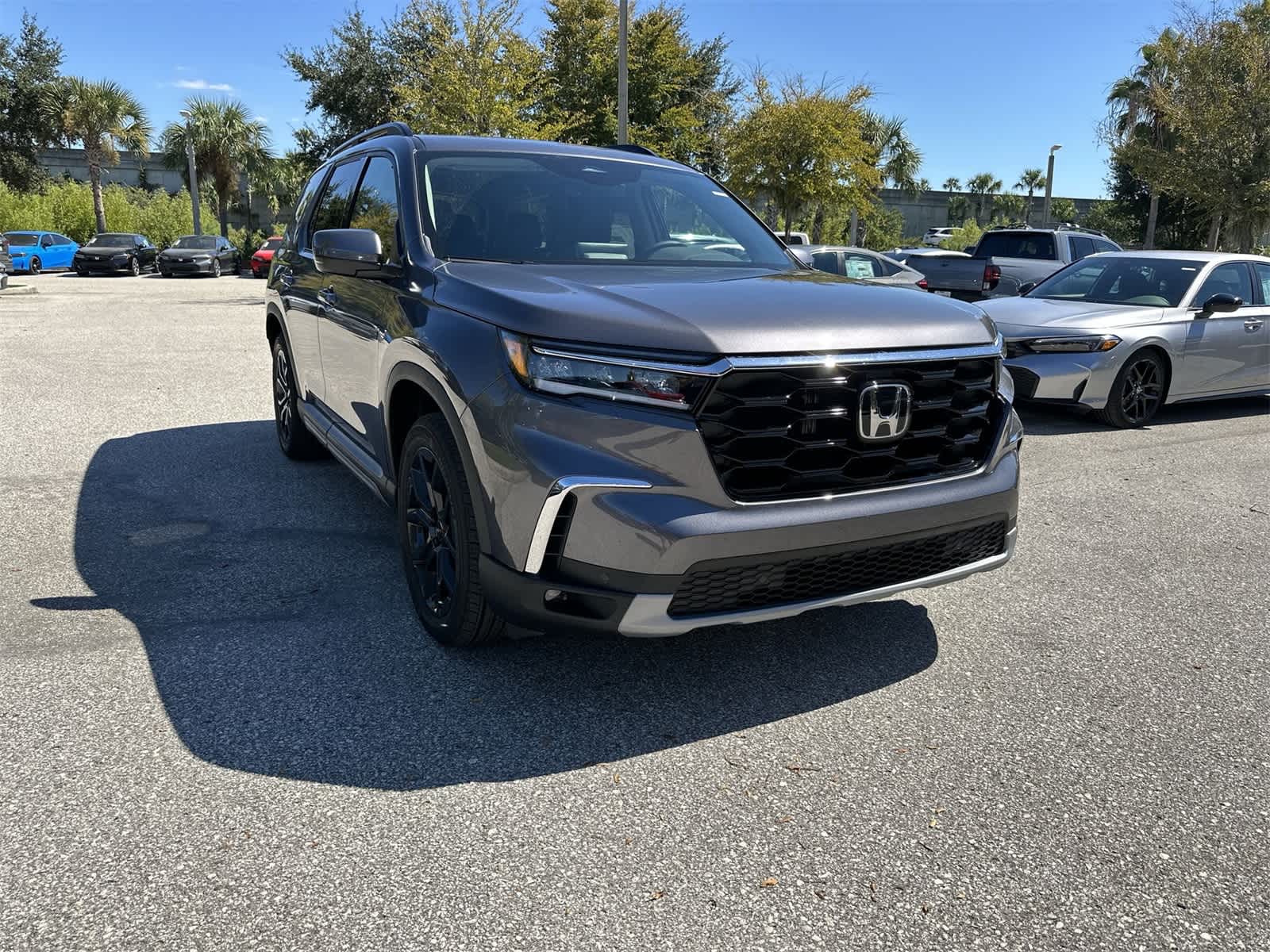 Thumbnail: 2025 Honda Pilot - 8