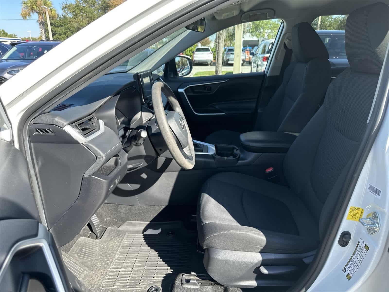 Thumbnail: 2020 Toyota RAV4 - 13