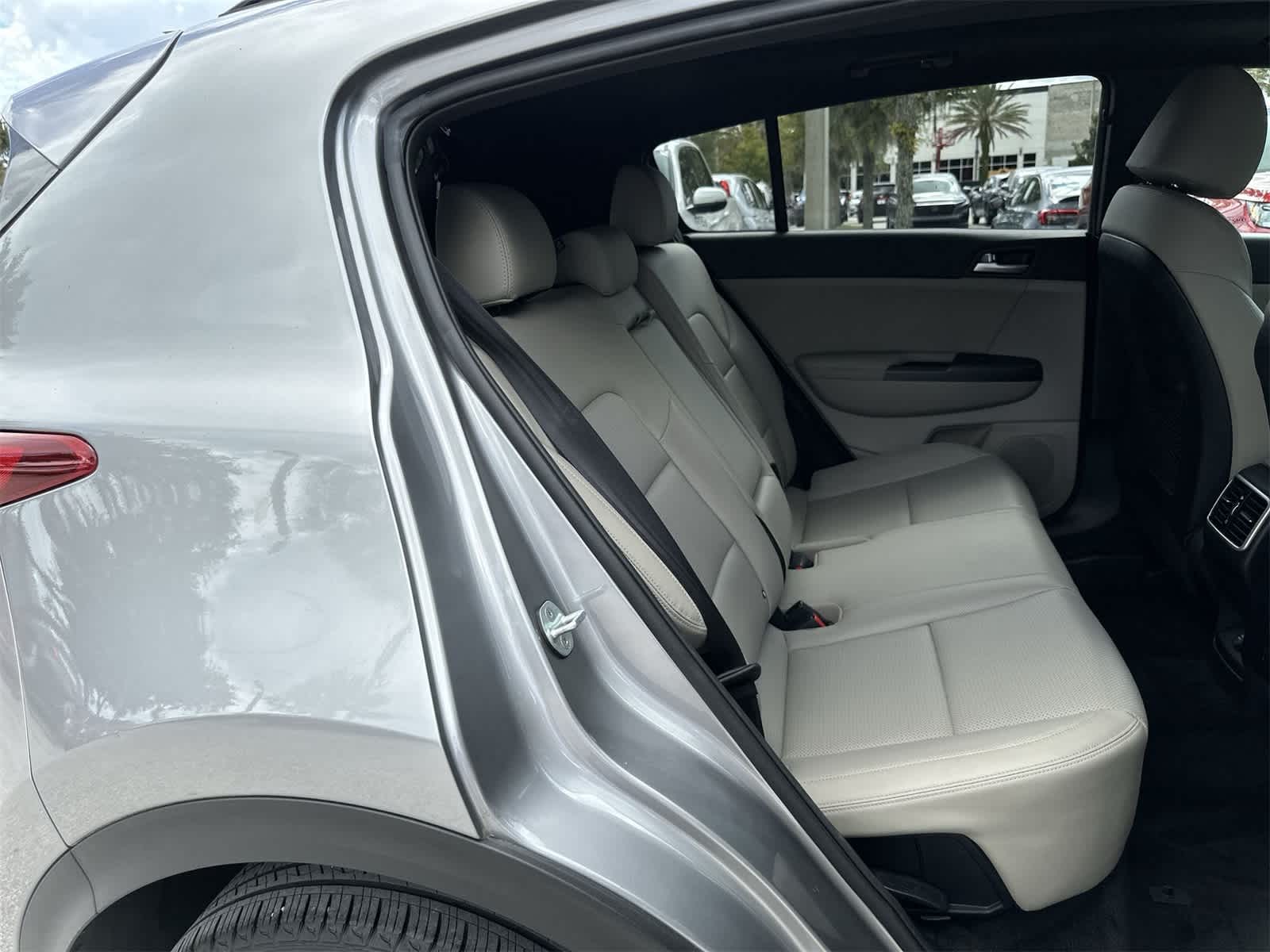 Thumbnail: 2022 Kia Sportage - 17