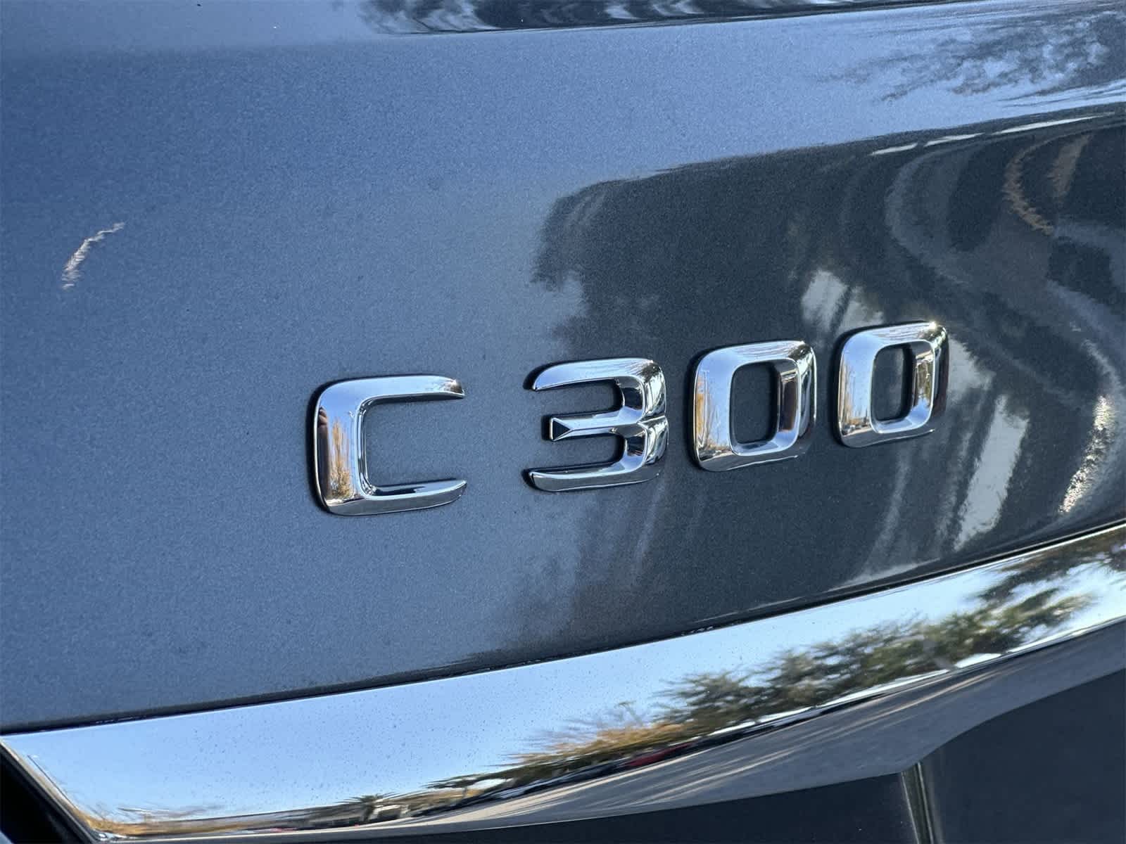 Thumbnail: 2015 Mercedes-Benz C-Class - 11