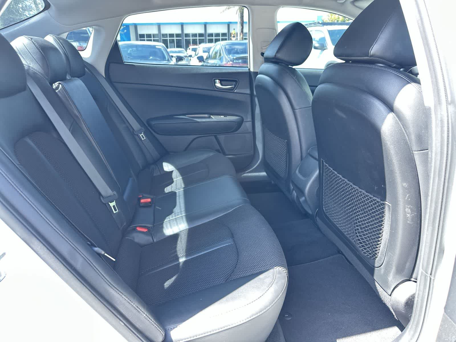 Thumbnail: 2019 Kia Optima - 16