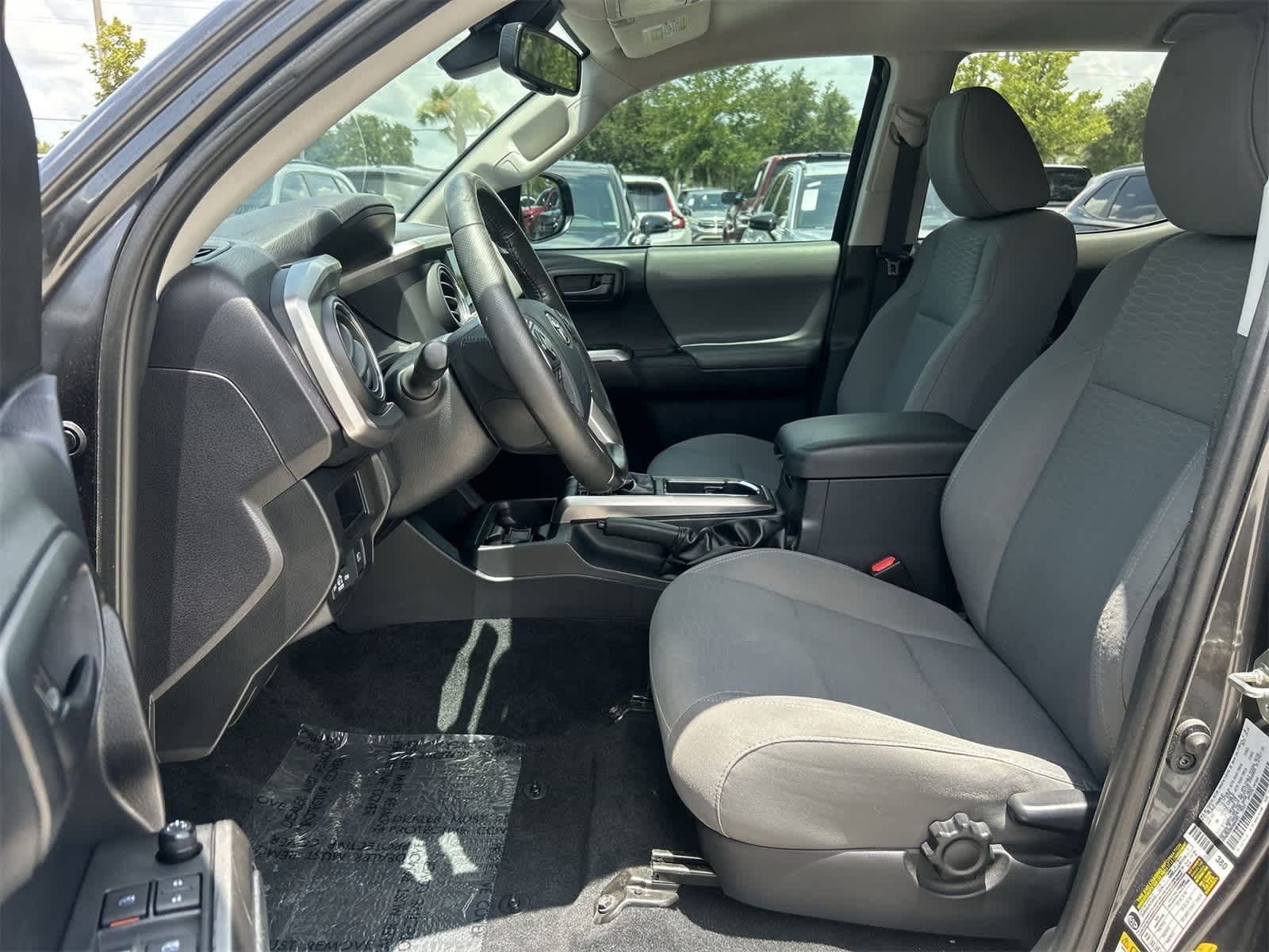Thumbnail: 2019 Toyota Tacoma - 13