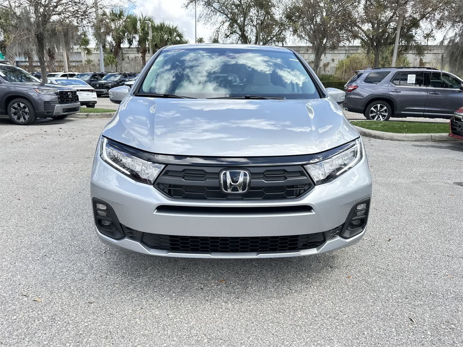 Thumbnail: 2026 Honda Odyssey - 9