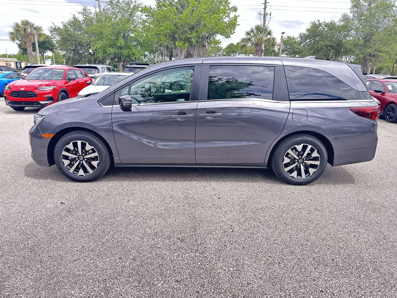 Thumbnail: 2026 Honda Odyssey - 3