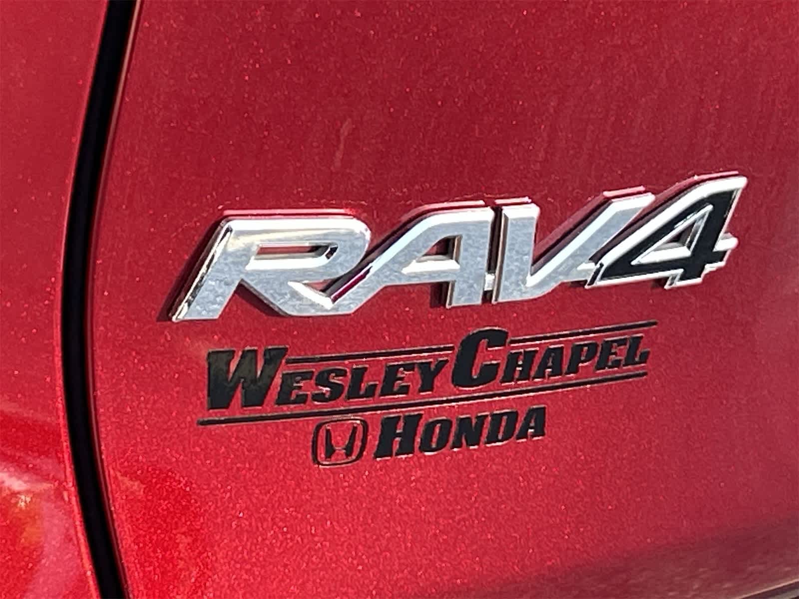Thumbnail: 2020 Toyota RAV4 - 11