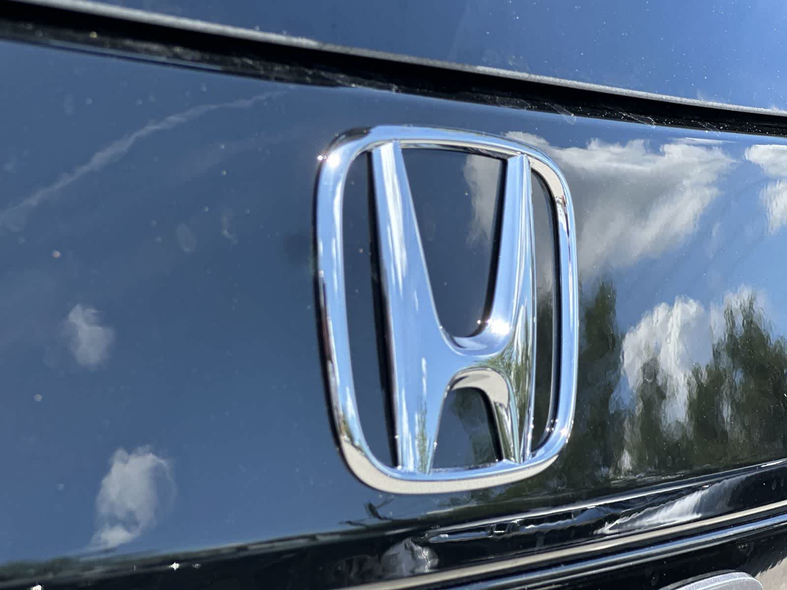 Thumbnail: 2026 Honda Pilot - 10