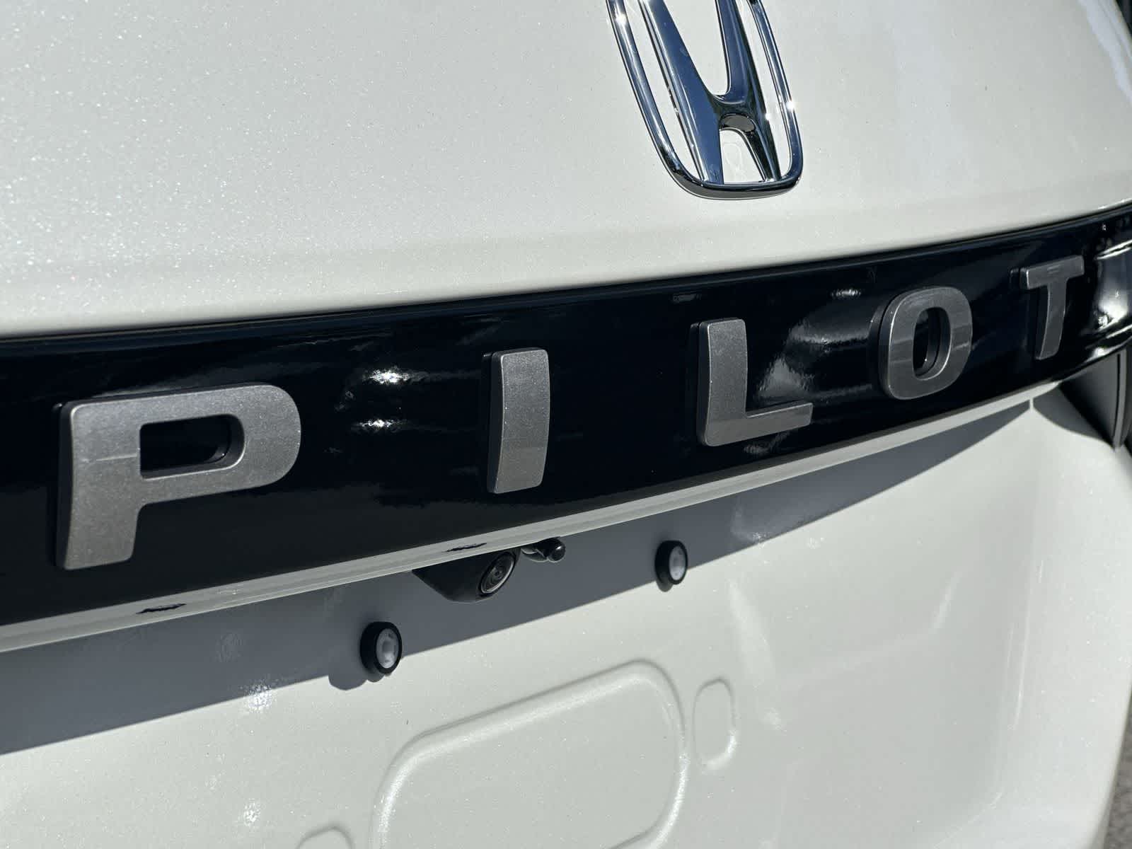Thumbnail: 2026 Honda Pilot - 11