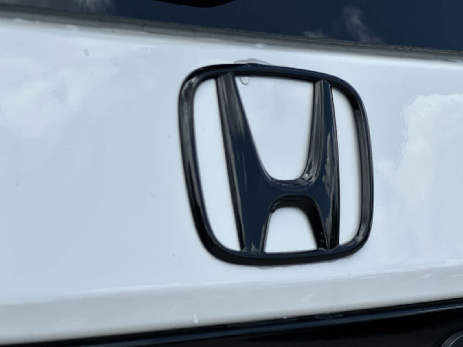 Thumbnail: 2026 Honda Pilot - 10