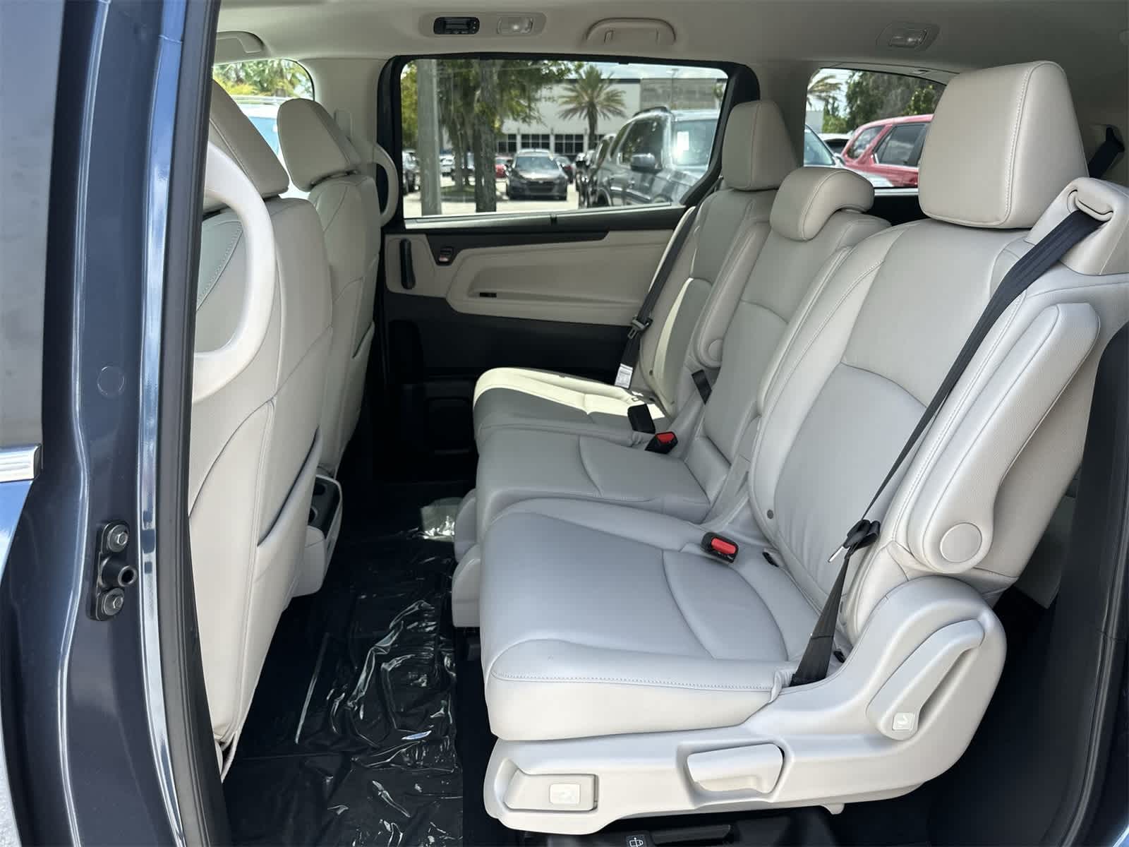 Thumbnail: 2026 Honda Odyssey - 15