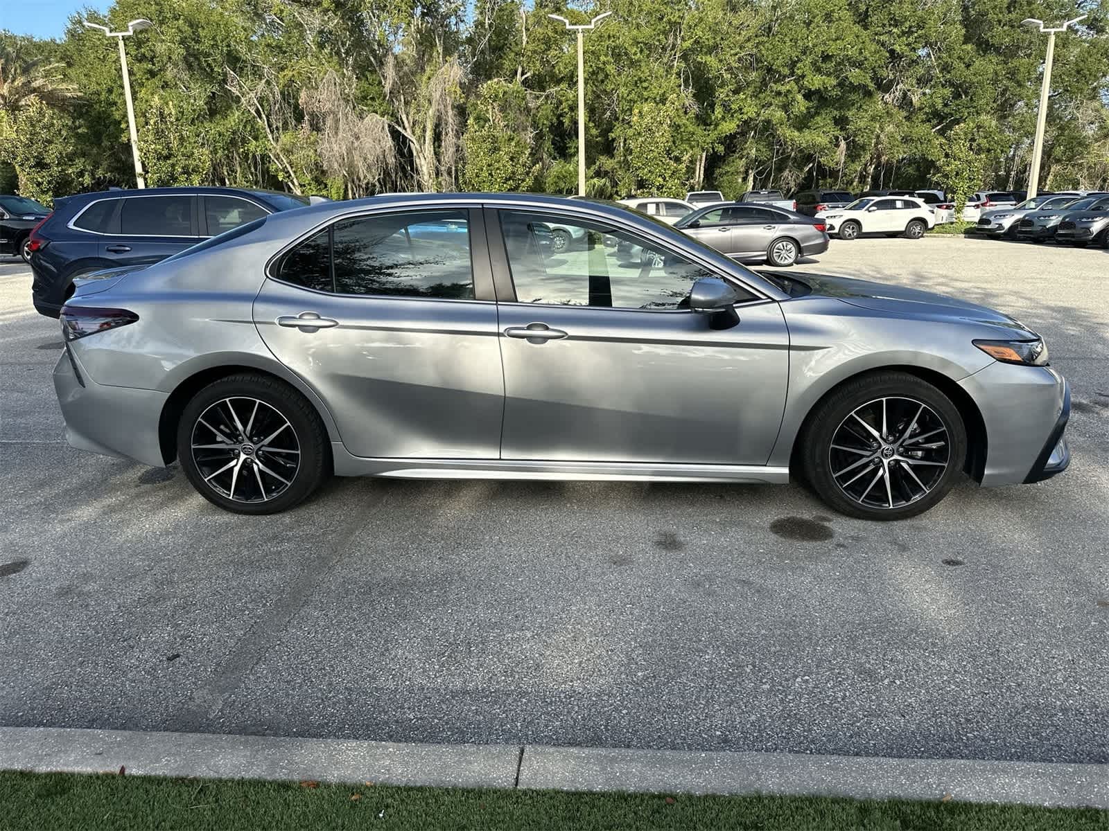 Thumbnail: 2023 Toyota Camry - 7