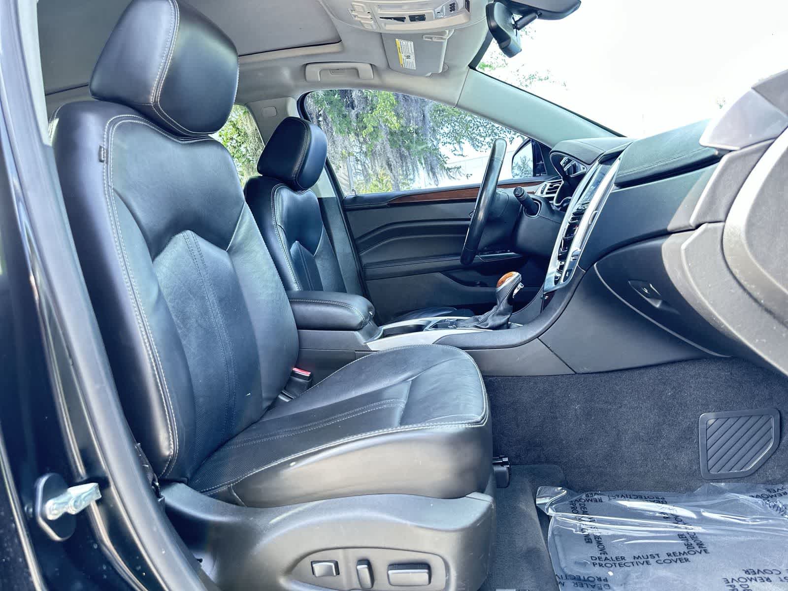 Thumbnail: 2016 Cadillac SRX - 17