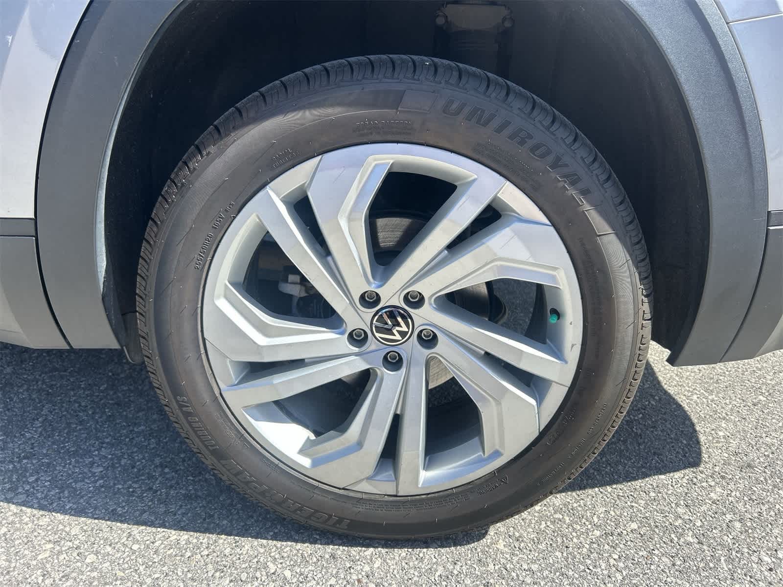 2021 Volkswagen Atlas SE 12