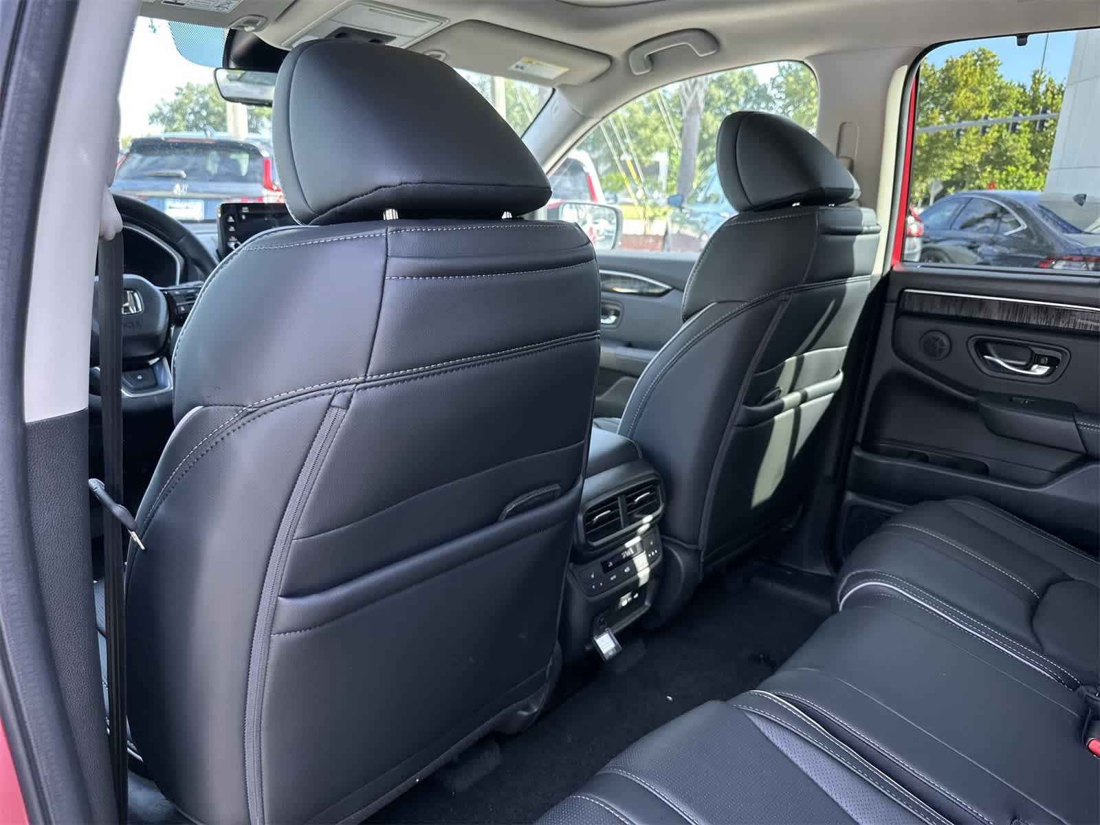 Thumbnail: 2025 Honda Pilot - 14